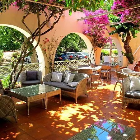 De La Santa Vittoria الجاجولا