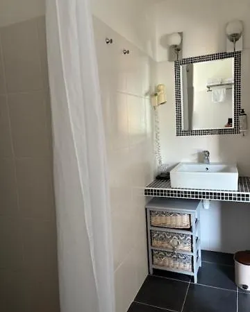 De La Santa Vittoria Hotel 2*