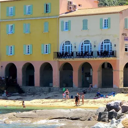 Отель De La Santa Vittoria 2*