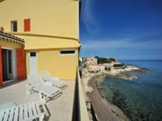 ホテル De La Santa Vittoria