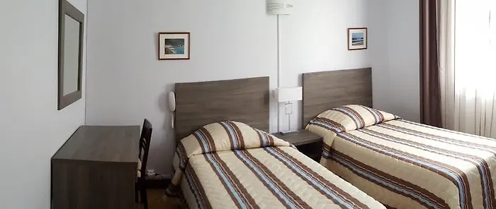 Hotell De La Santa Vittoria Algajola (Corsica)
