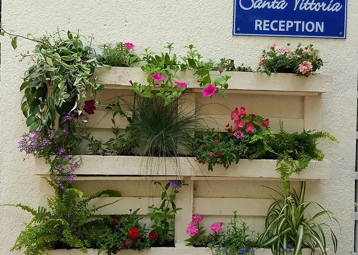 De La Santa Vittoria 2*