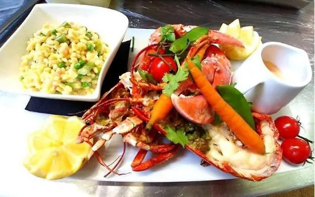 De La Santa Vittoria מלון