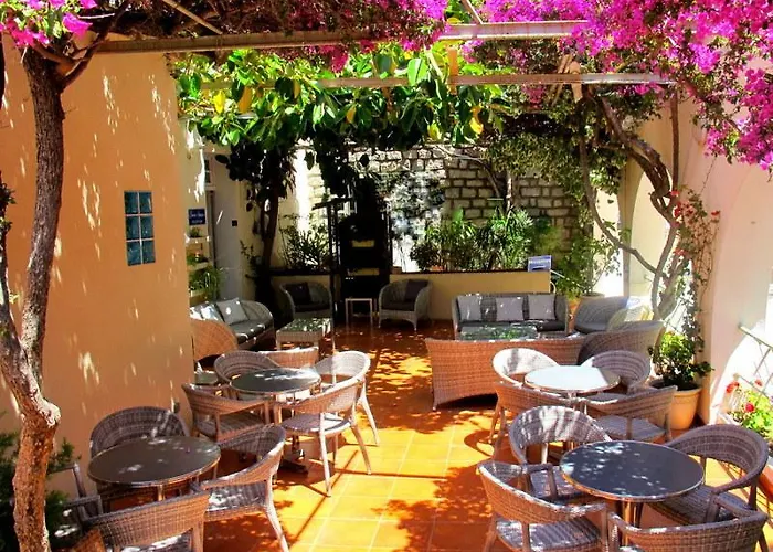 De La Santa Vittoria