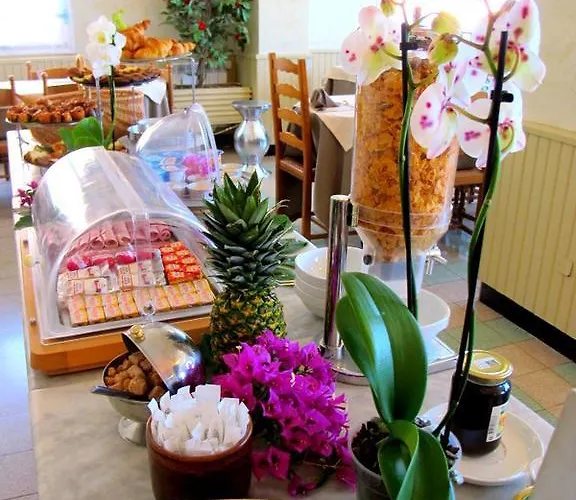 Hotell De La Santa Vittoria Algajola (Corsica)