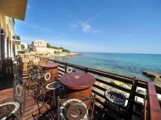 De La Santa Vittoria 2*